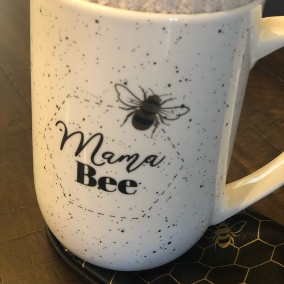 Mama Bee Boxed Gift Set - Picture 11 of 12